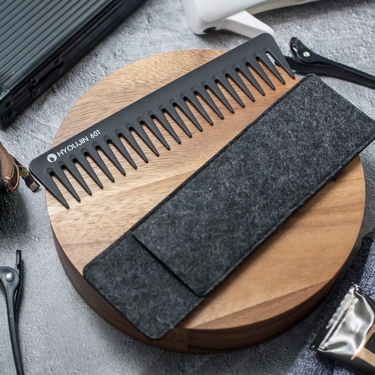 601 Black Carbon Wide Tooth Comb Detangling Comb Detangler Hair Comb for Long Wet Hair Hair Straighten Curly Hair 230℃ Heat Resistan